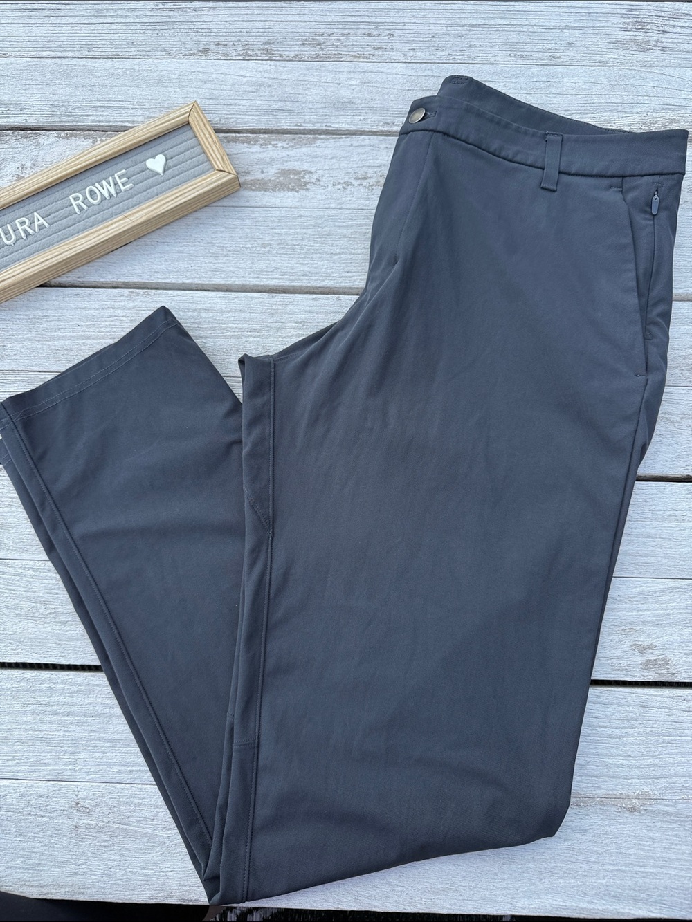 Lululemon Commission Pant Classic size 36”x32” Warpstreme Black/ gray